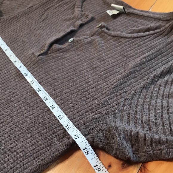 Easy Ribbed Tee - Picture 4 of 6